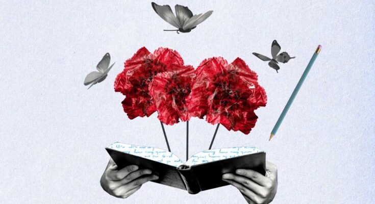 Este collage de fotos muestra un par de manos en blanco y negro con un periódico abierto. El guión cursivo escrito a mano es visible en las hojas de las páginas abiertas, y tres flores de papel de tela roja crecen del libro abierto. Tres mariposas cuelgan alrededor de las flores, y un lápiz señaló a la derecha del libro abierto.