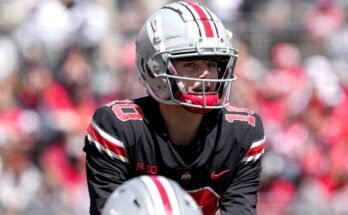 Ohio State QB Battle entre Sayin, Kienholz demasiado cerca para llamar