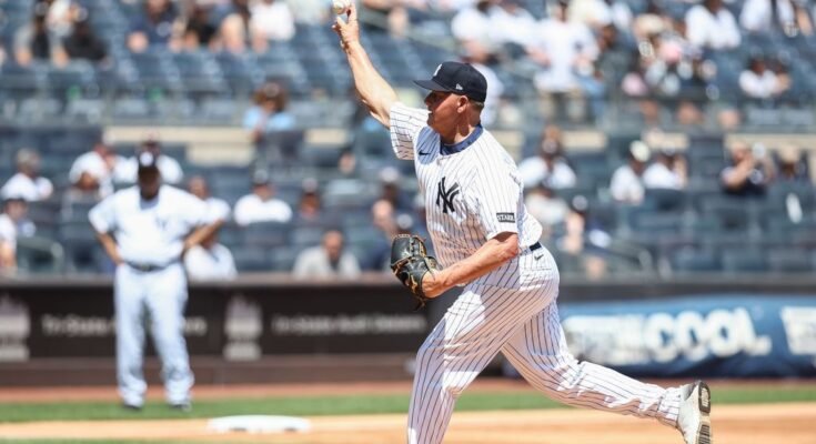 Clemens, de regreso para el viejo y antiguo juego, aborda el lanzamiento de Piazza Bat
