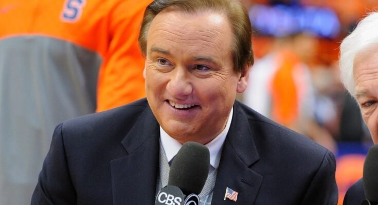 Tim Brando revela su elección para el mejor equipo de fútbol universitario