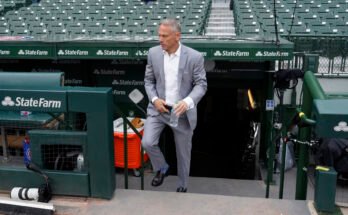 Jed Hoyer de Cubs revela por qué muchos lanzadores de partida permanecieron en la fecha límite para el comercio