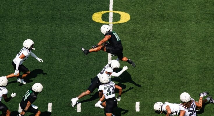 Par de títulos de Oregon 2025 Ducks "Freaks List", de Bruce Feldman