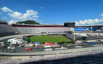 Game MLB en el último evento de trucos de Bristol Motor Speedway Baseball