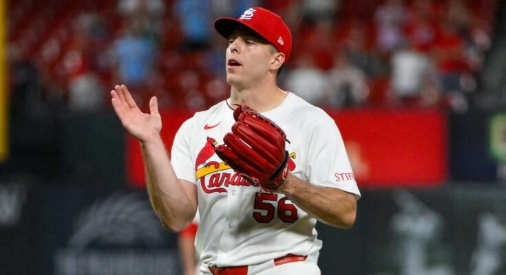 Ryan Helsley Electric Comenzar, los platos caen a los Gigantes en 10 rondas