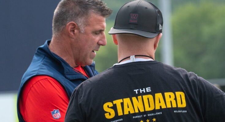 8 Patriots Campamento de entrenamiento Observaciones de práctica contra comandantes