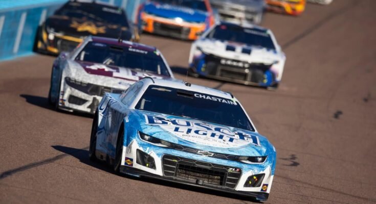 NASCAR en las predicciones de Iowa, dimensiones, líneas: 2025 Iowa Corn 350 Picks of Computer Model que llamó a 26 ganadores