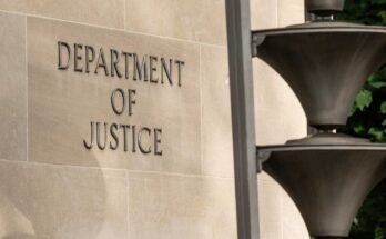 La construcción del Ministerio de Justicia fue vista el 20 de julio de 2025 en Washington, DC, el Comité de Vigilancia de la Cámara publicó una citación al Departamento de Justicia para los archivos relacionados con su investigación sobre Jeffrey Epstein.